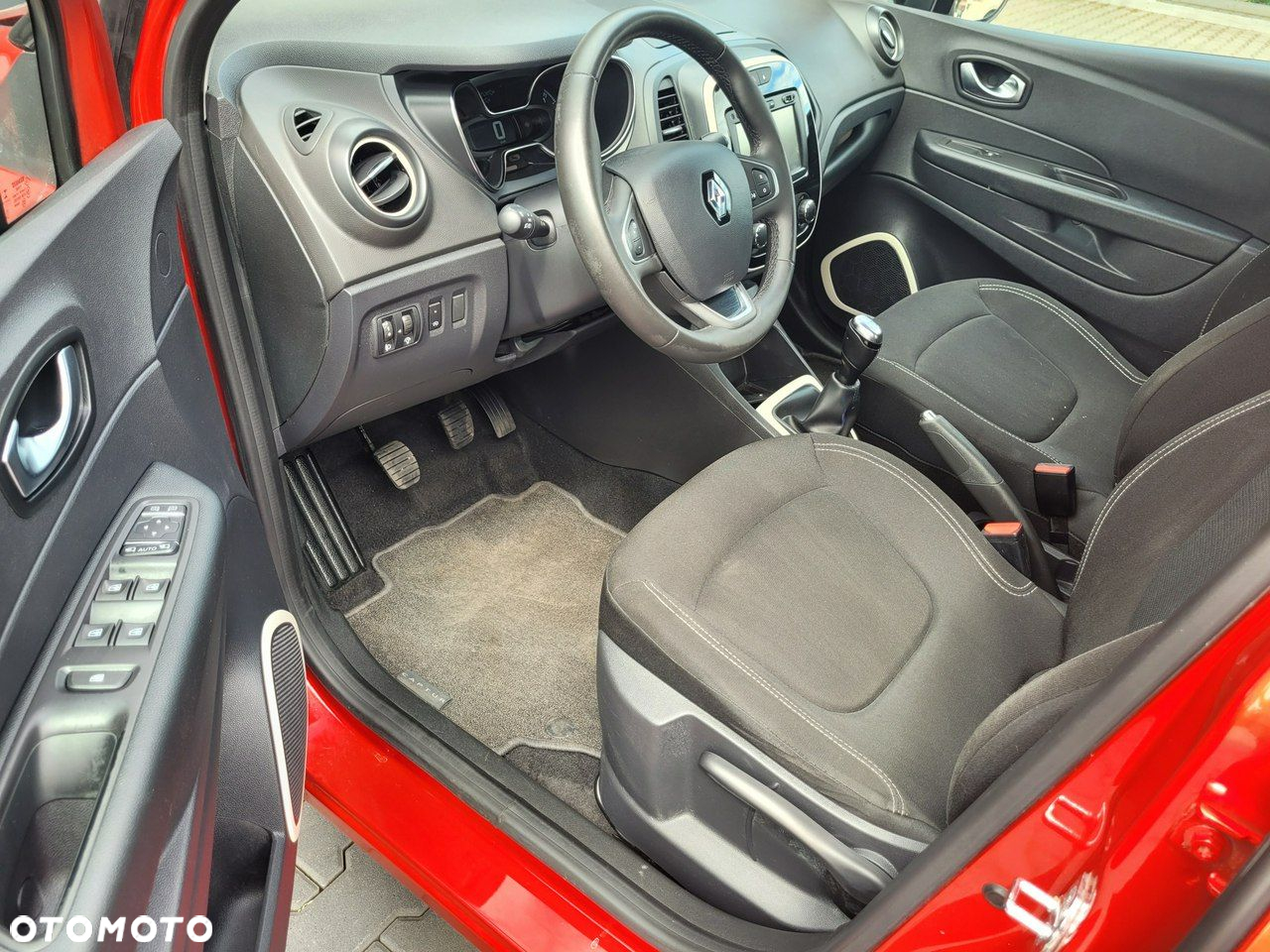 Renault Captur - 9