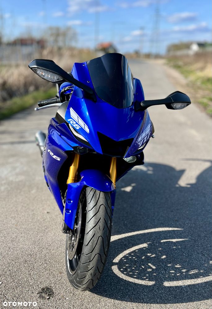 Yamaha R6 - 4