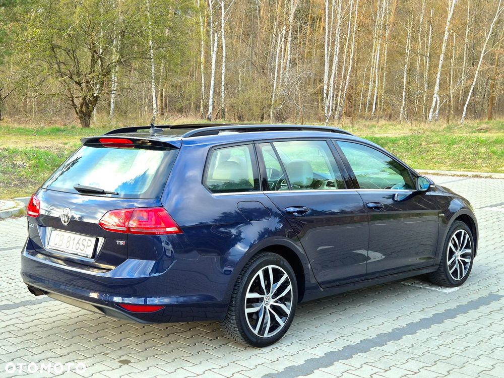 Volkswagen Golf - 24