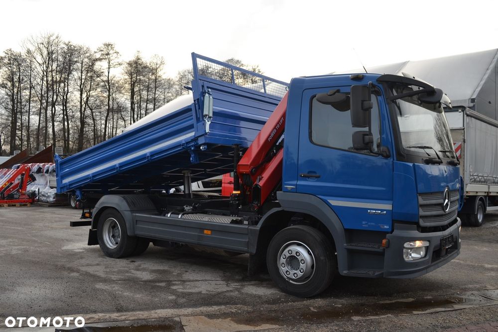 Mercedes-Benz Atego 1524 Nowy 3-stronny WYWROT Nowy żuraw HDS HMF 810 K2 Kiper Wywrotka Fassi Hiab Palfinger DN HC TGL TGM Midlum Eurocargo LF - 2