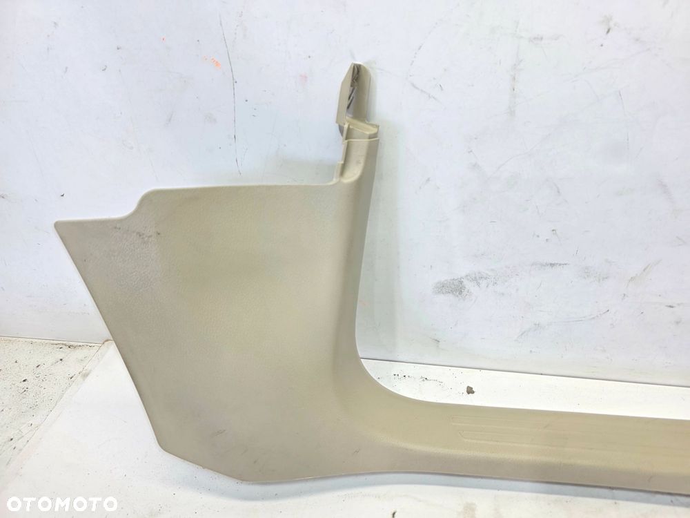 OSŁONA PŁUKA PROGU PRAWA AUDI A6 C6 4F1867272D K38 13S - 2