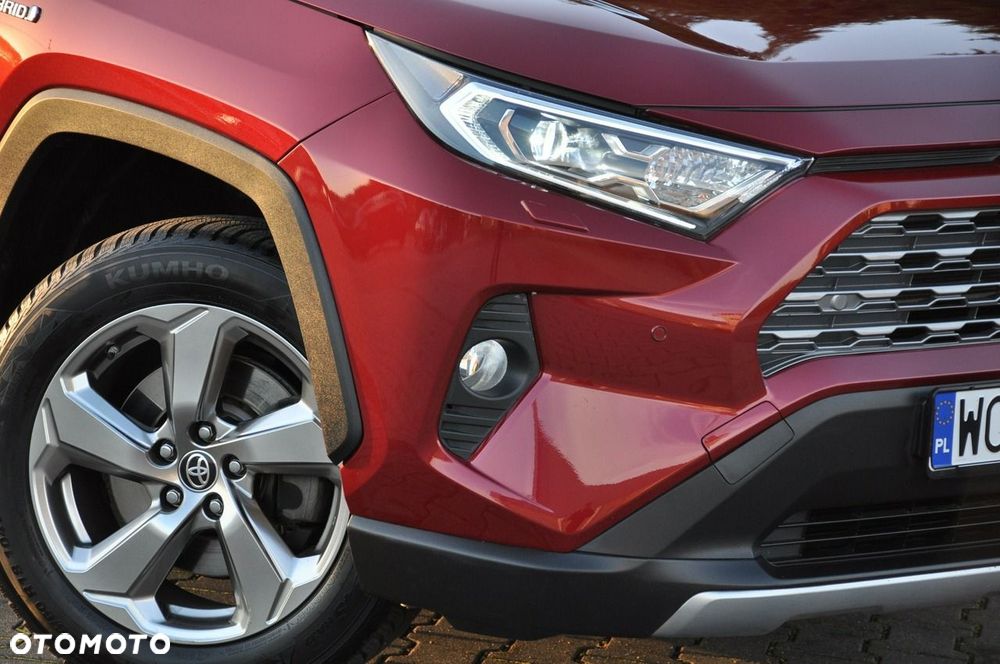 Toyota RAV4 - 6