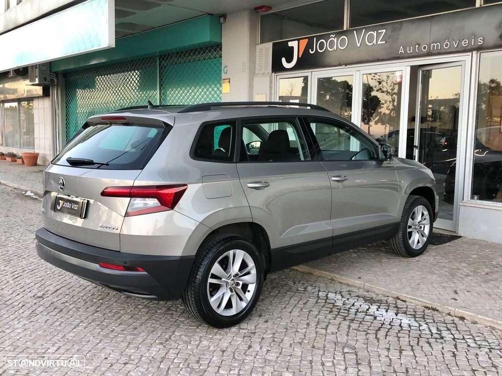 Skoda Karoq 1.0 TSI Ambition DSG - 9