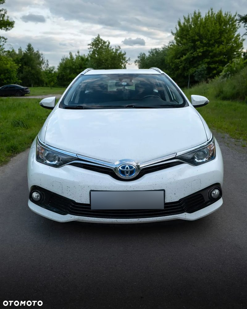 Toyota Auris 1.8 VVT-i Hybrid Automatik Design Edition - 4