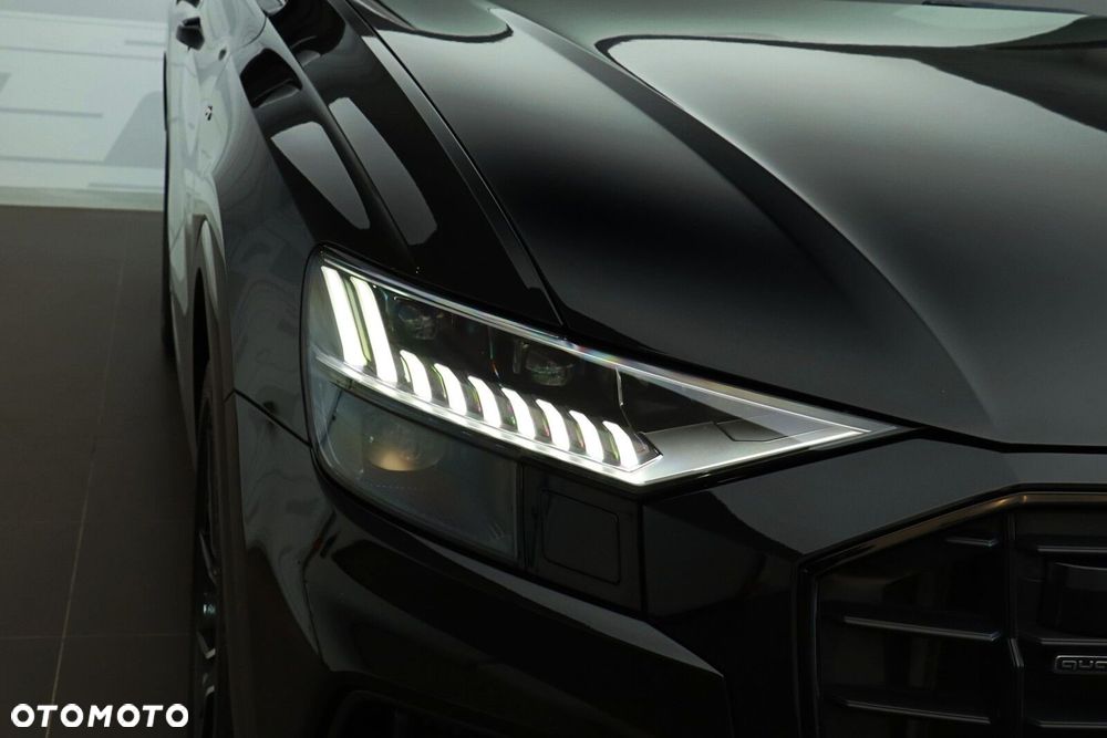Audi Q8 - 13