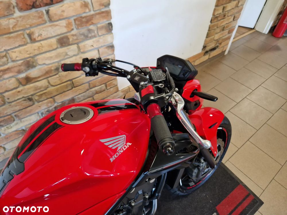 Honda CB - 19