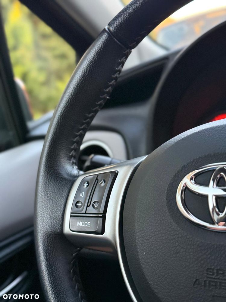Toyota Yaris 1.33 VVT-i Multidrive S Edition - 31