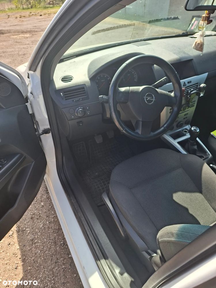 Opel Astra 1.6 Selection - 8