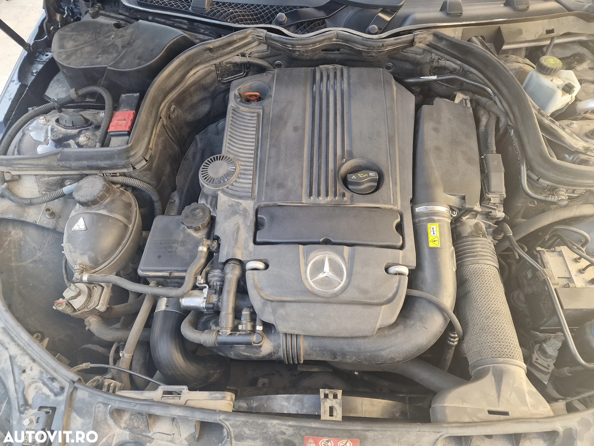 Mercedes-Benz C 200 T (BlueEFFICIENCY) - 8
