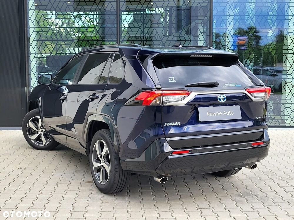 Toyota RAV4 - 11
