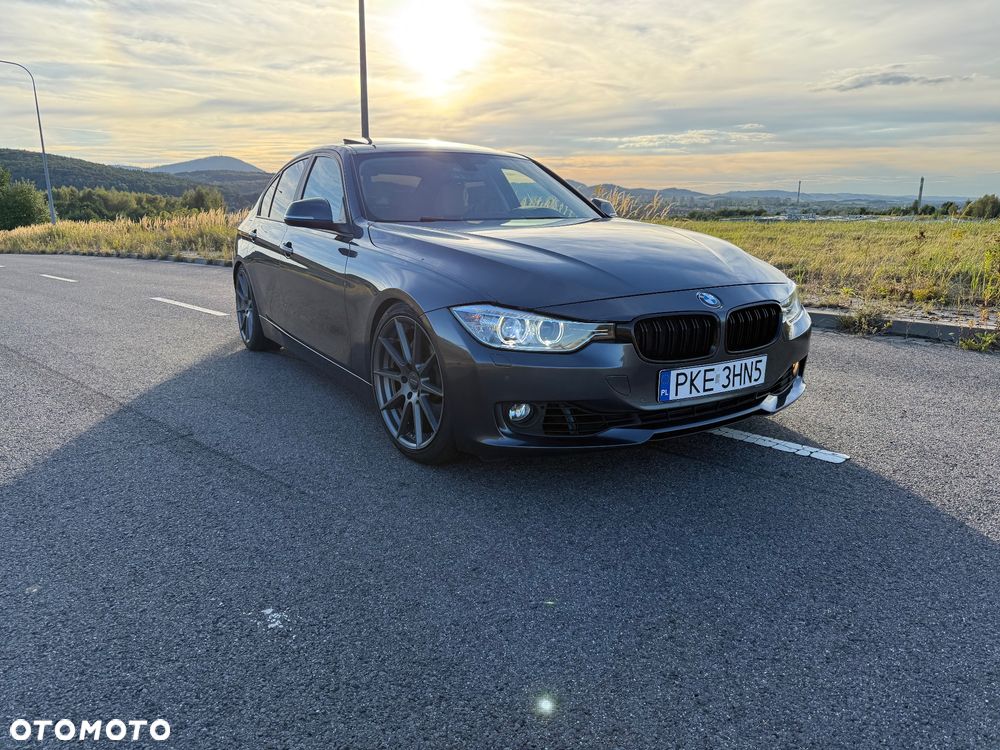 BMW Seria 3 335i - 3