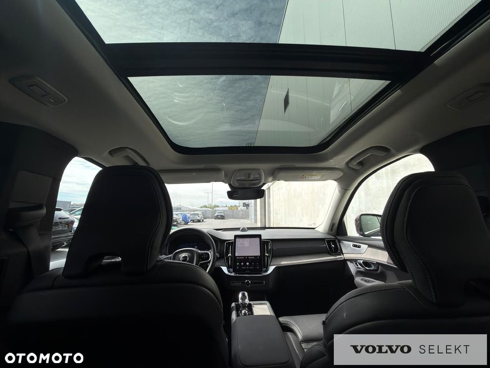 Volvo XC 90 - 32