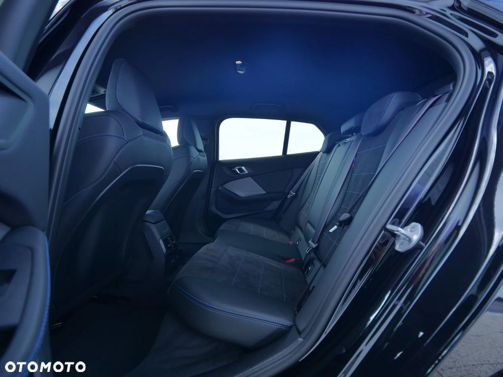 BMW Seria 1 123 mHEV xDrive - 33
