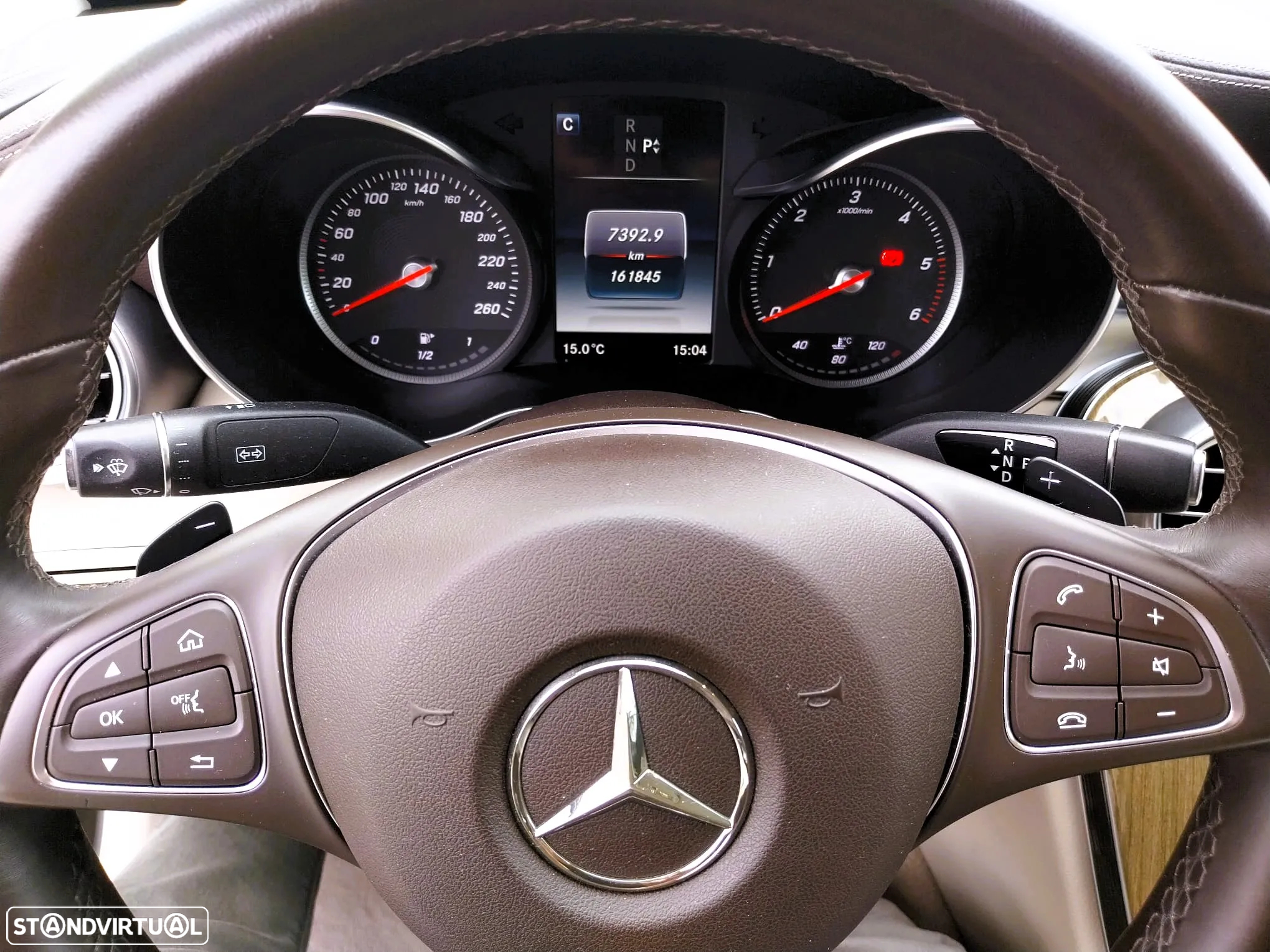 Mercedes-Benz C 200 - 22