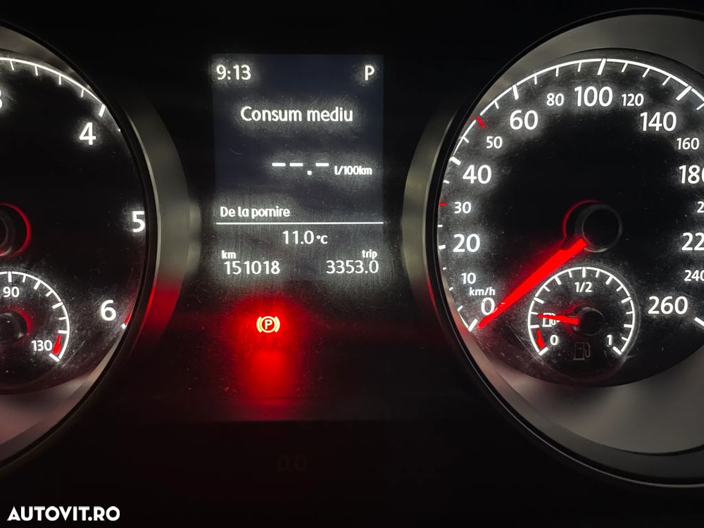 Volkswagen Golf 1.6 TDI DSG Highline - 8