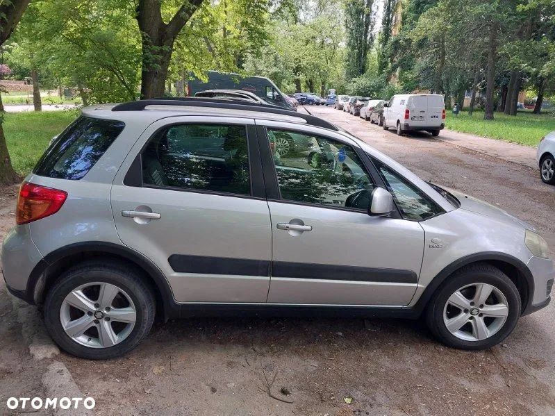 Suzuki SX4 Classic 2.0 DDiS 4x4 Comfort - 3