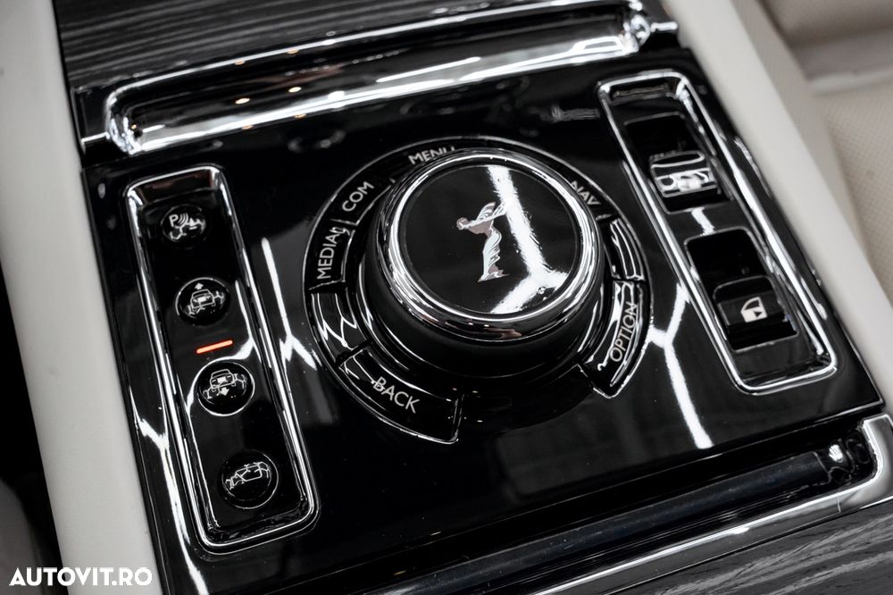 Rolls-Royce Ghost EWB - 36