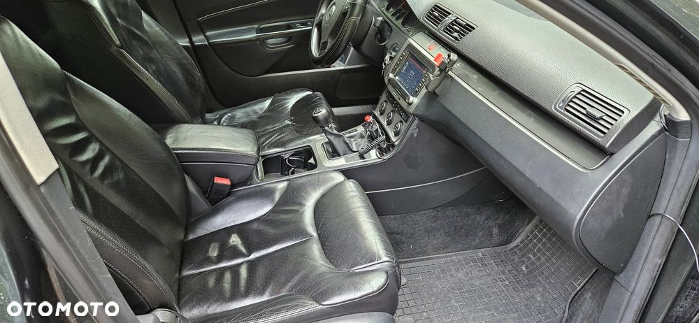 Volkswagen Passat 1.9 TDI Highline - 6