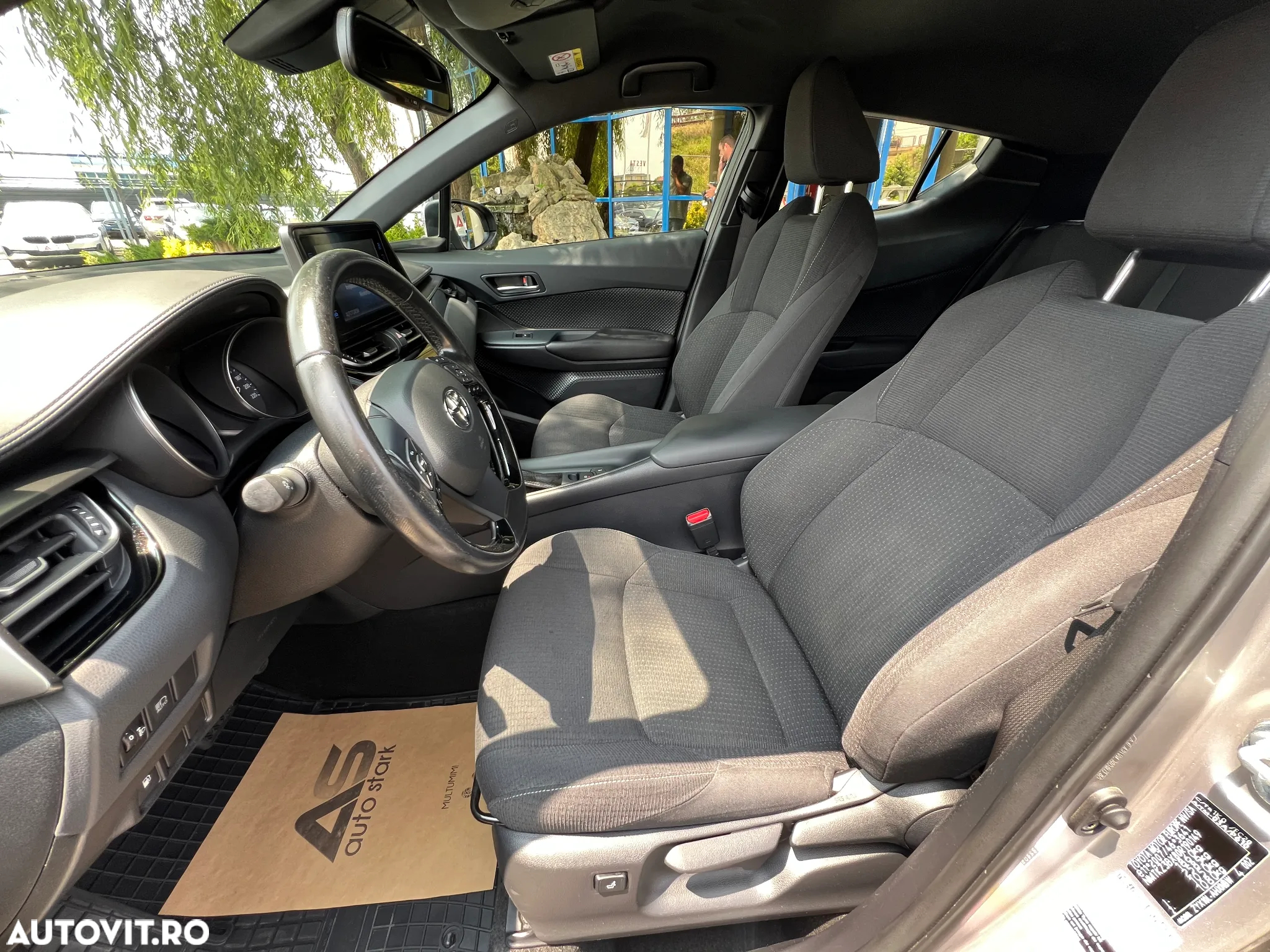 Toyota C-HR 1.8 HSD 122 CP 4x2 CVT Style - 18