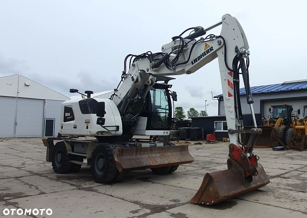 Liebherr A914 Compact - 9
