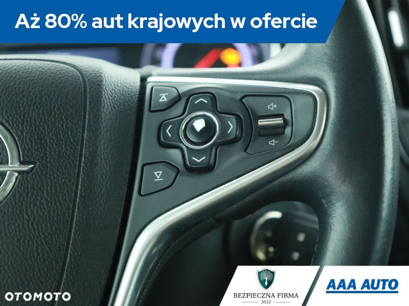 Opel Insignia - 22