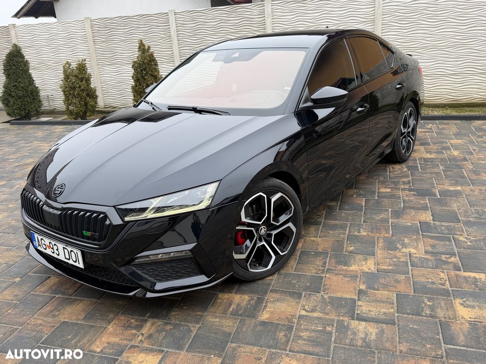 Skoda Octavia 2.0 TDI DSG RS Plus - 2