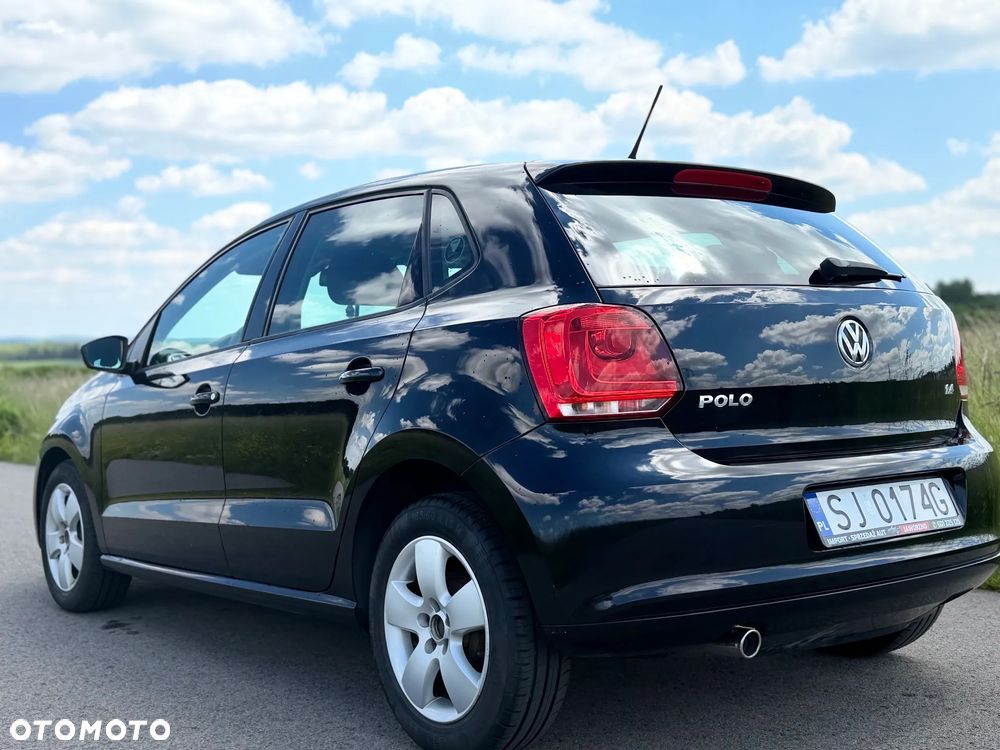 Volkswagen Polo 1.4 16V Comfortline - 13