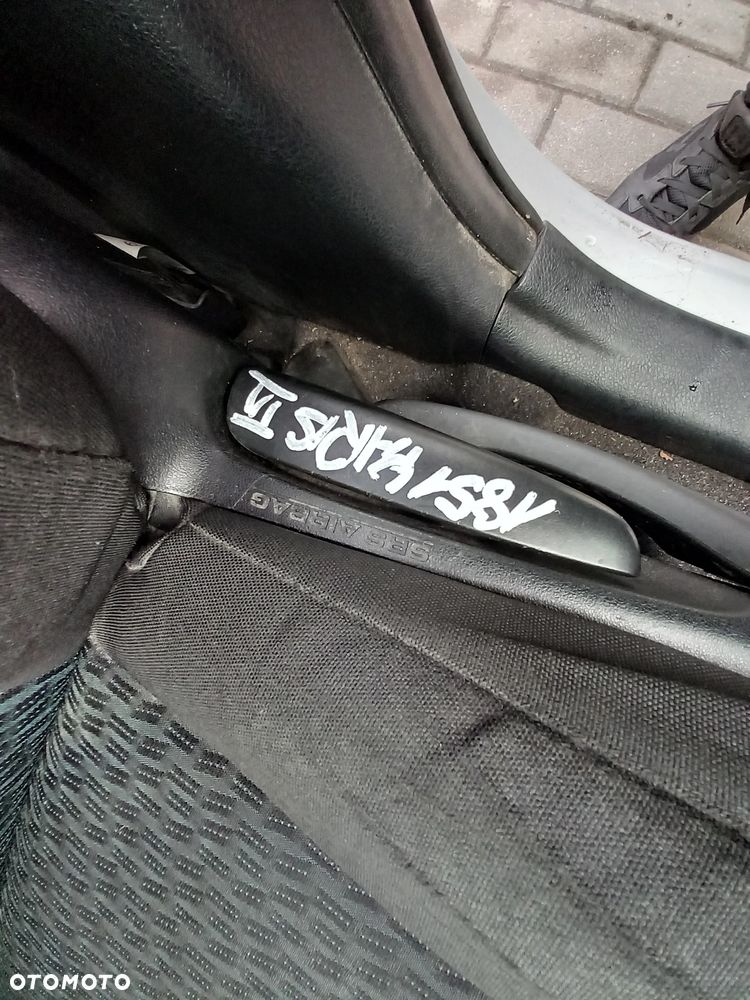 TOYOTA YARIS III FOTELE KANAPA KOMPLET - 4