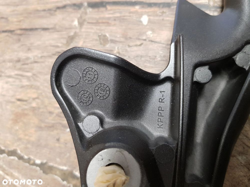 Uchwyt pasażera prawy Honda CBR 250 - 10