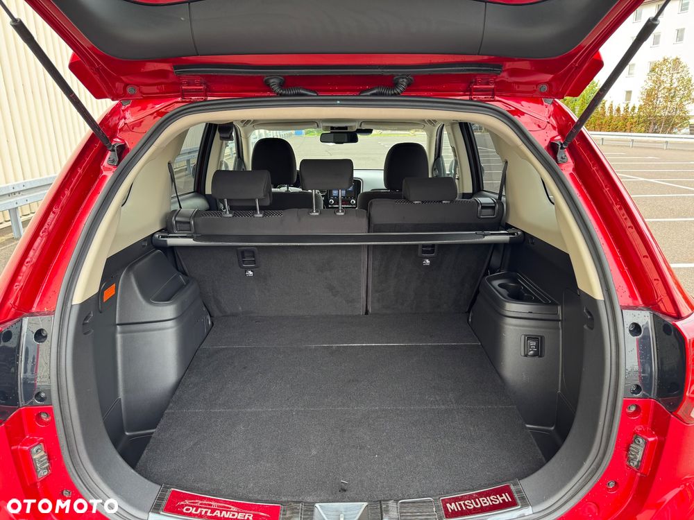 Mitsubishi Outlander - 18