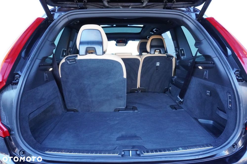 Volvo XC 90 T8 AWD Twin Engine Geartronic Inscription - 9