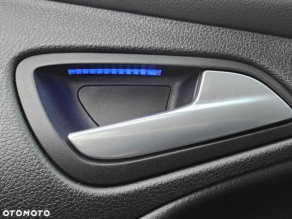 Ford Focus Turnier 1.0 EcoBoost Start-Stopp-System TITANIUM X - 6