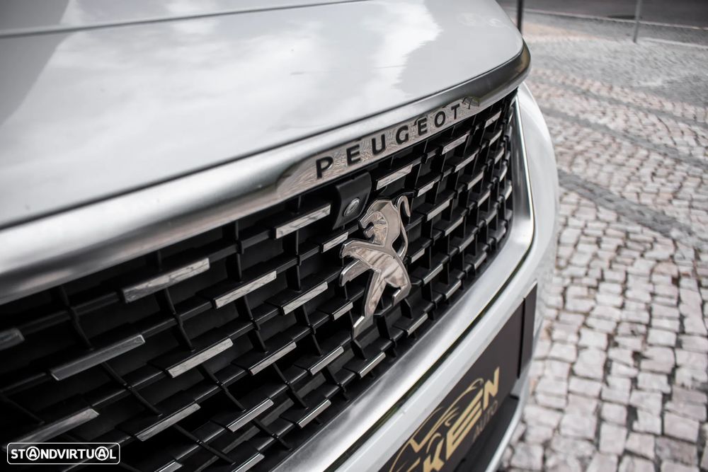 Peugeot 3008 BlueHDi 180 Stop & Start EAT8 GT - 4