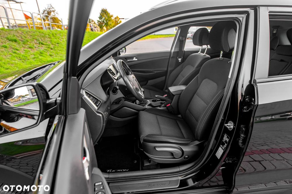 Hyundai Tucson 1.6 GDI BlueDrive Comfort 2WD - 19