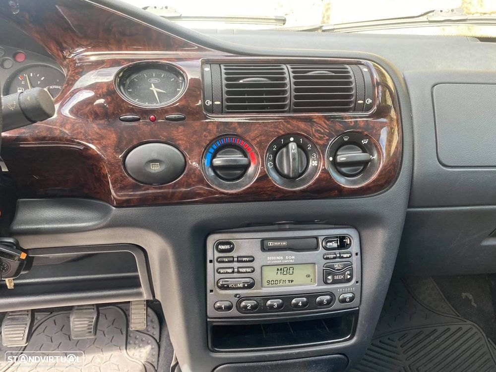 Ford Escort 1.4 CLX - 6