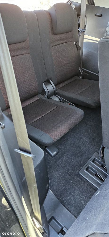 Toyota Verso 2.0 D-4D - 11