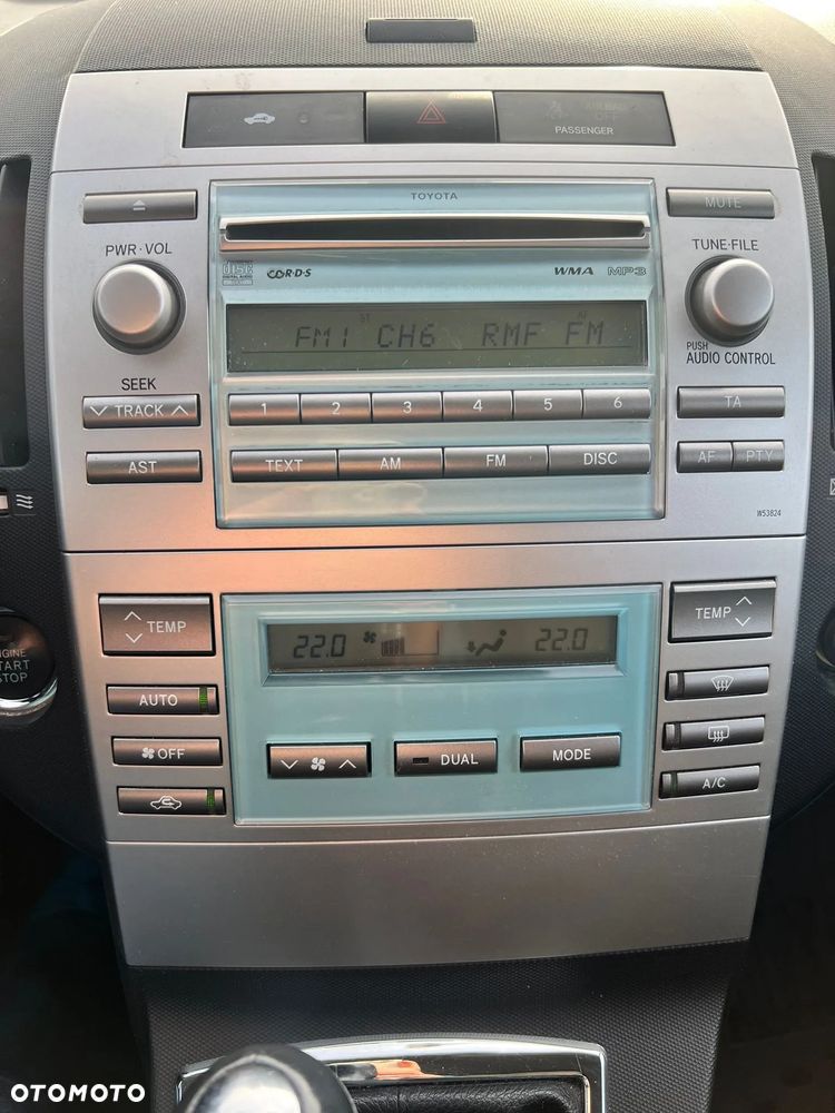 Toyota Corolla Verso - 15