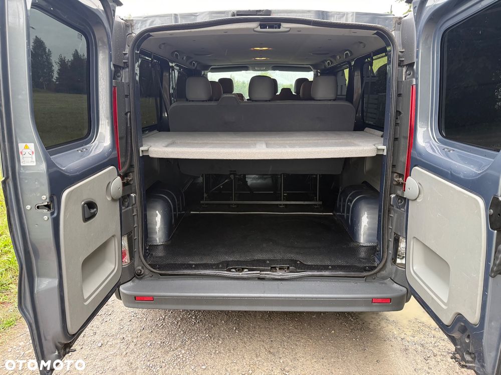 Opel Vivaro - 13