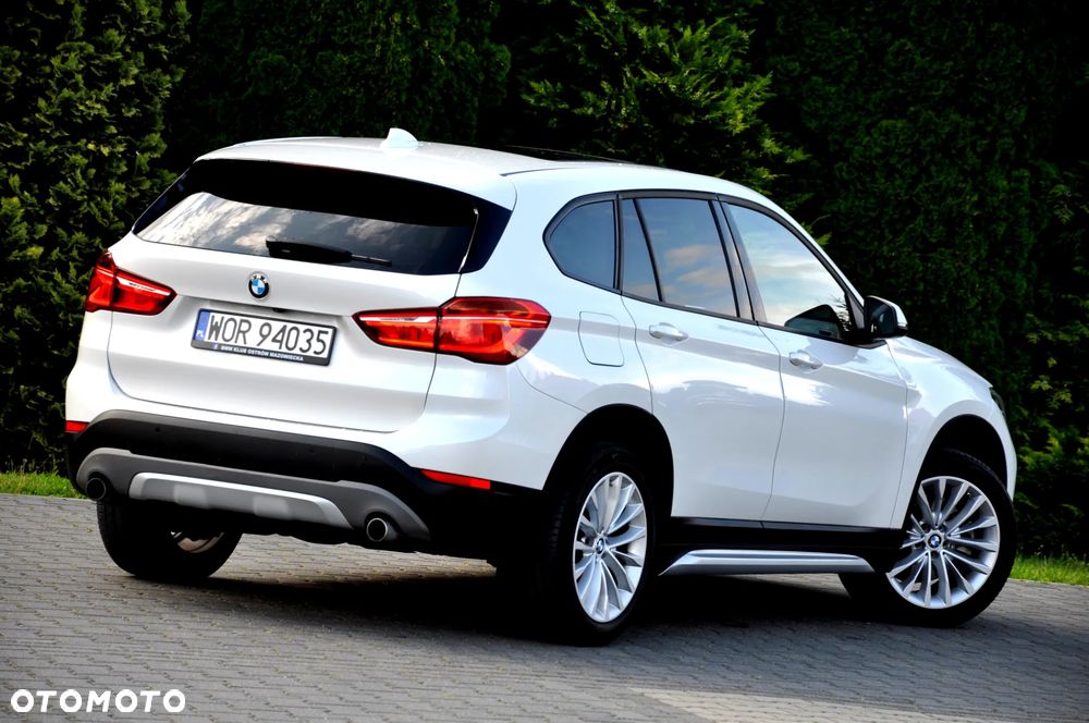BMW X1 xDrive20d xLine - 14