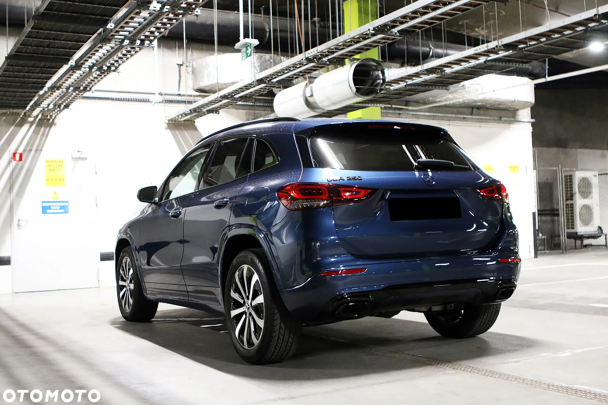Mercedes-Benz GLA 250 4Matic 8G-DCT Progressive - 12