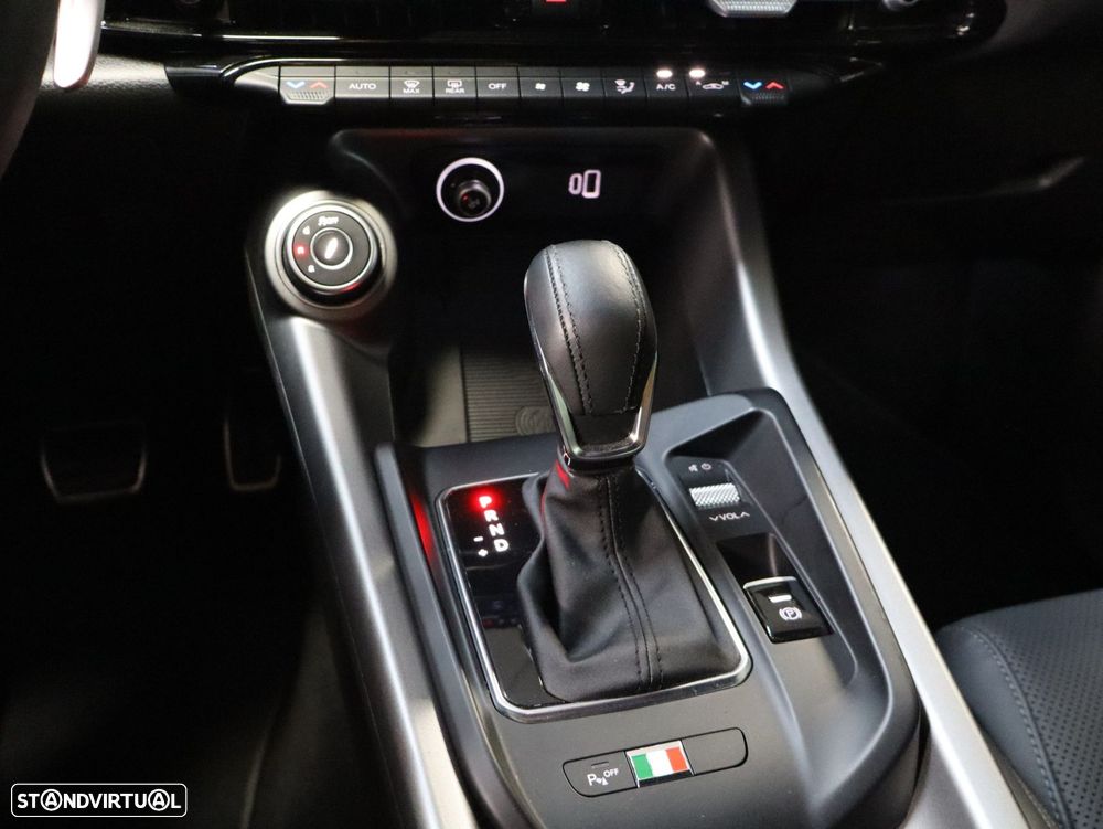 Alfa Romeo Tonale 1.5 Hybrid Veloce - 19