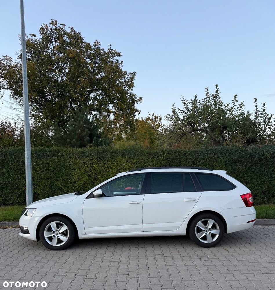 Skoda Octavia - 1