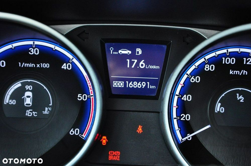 Hyundai ix35 - 25