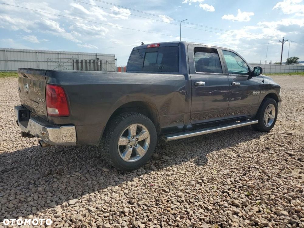 RAM 1500 - 4