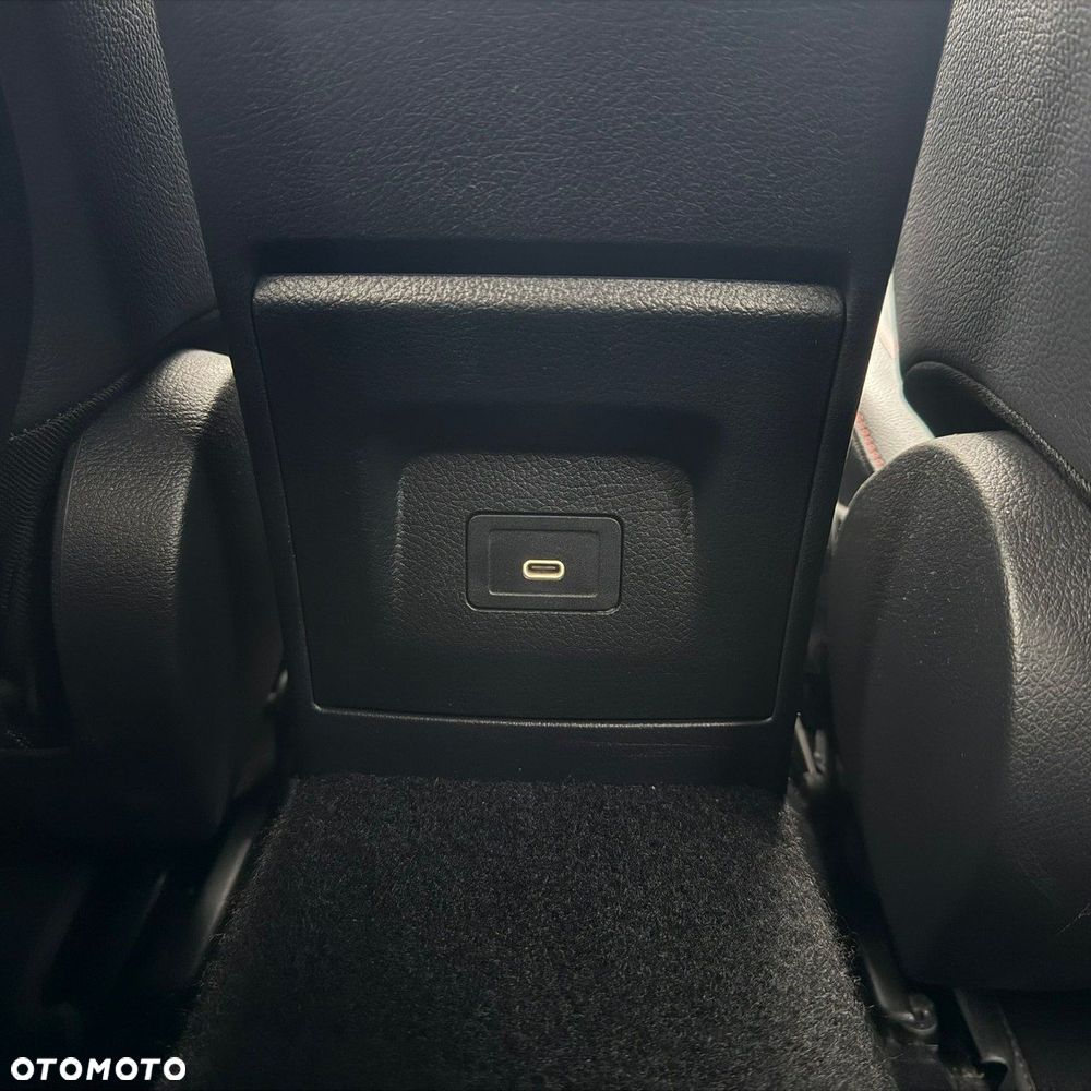 Mercedes-Benz Klasa A 200 AMG Line 7G-DCT - 28