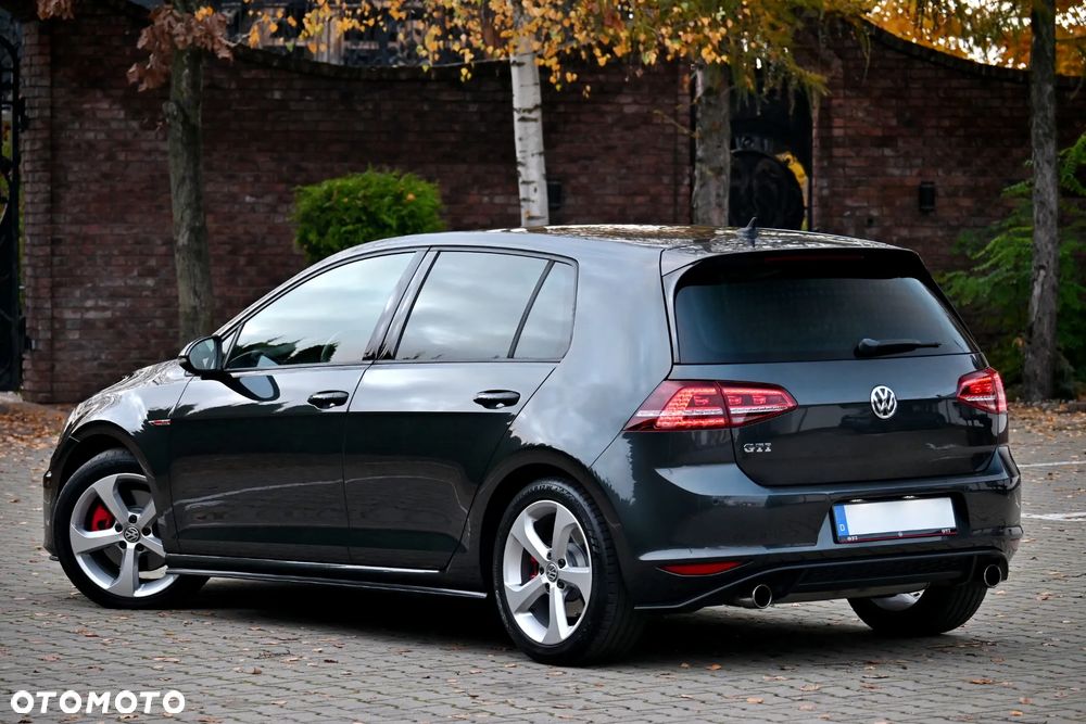 Volkswagen Golf VII 2.0 TSI BMT GTI - 18