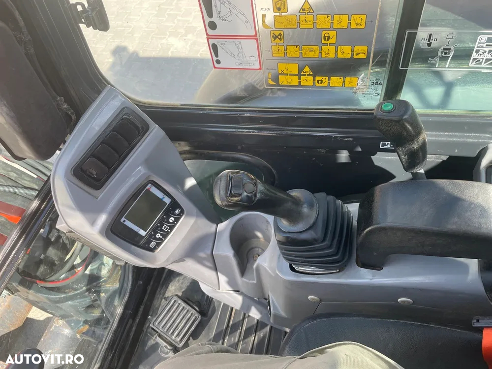 Kubota U48-4 - 15