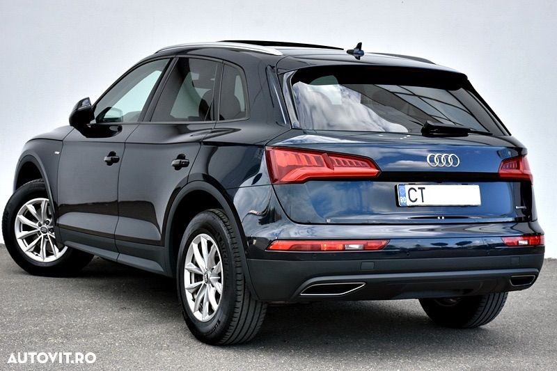 Audi Q5 2.0 40 TDI quattro S tronic Basic - 11