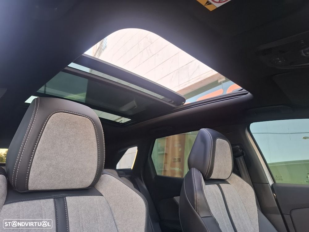 Peugeot 3008 1.6 Hybrid4 GT Pack e-EAT8 - 41