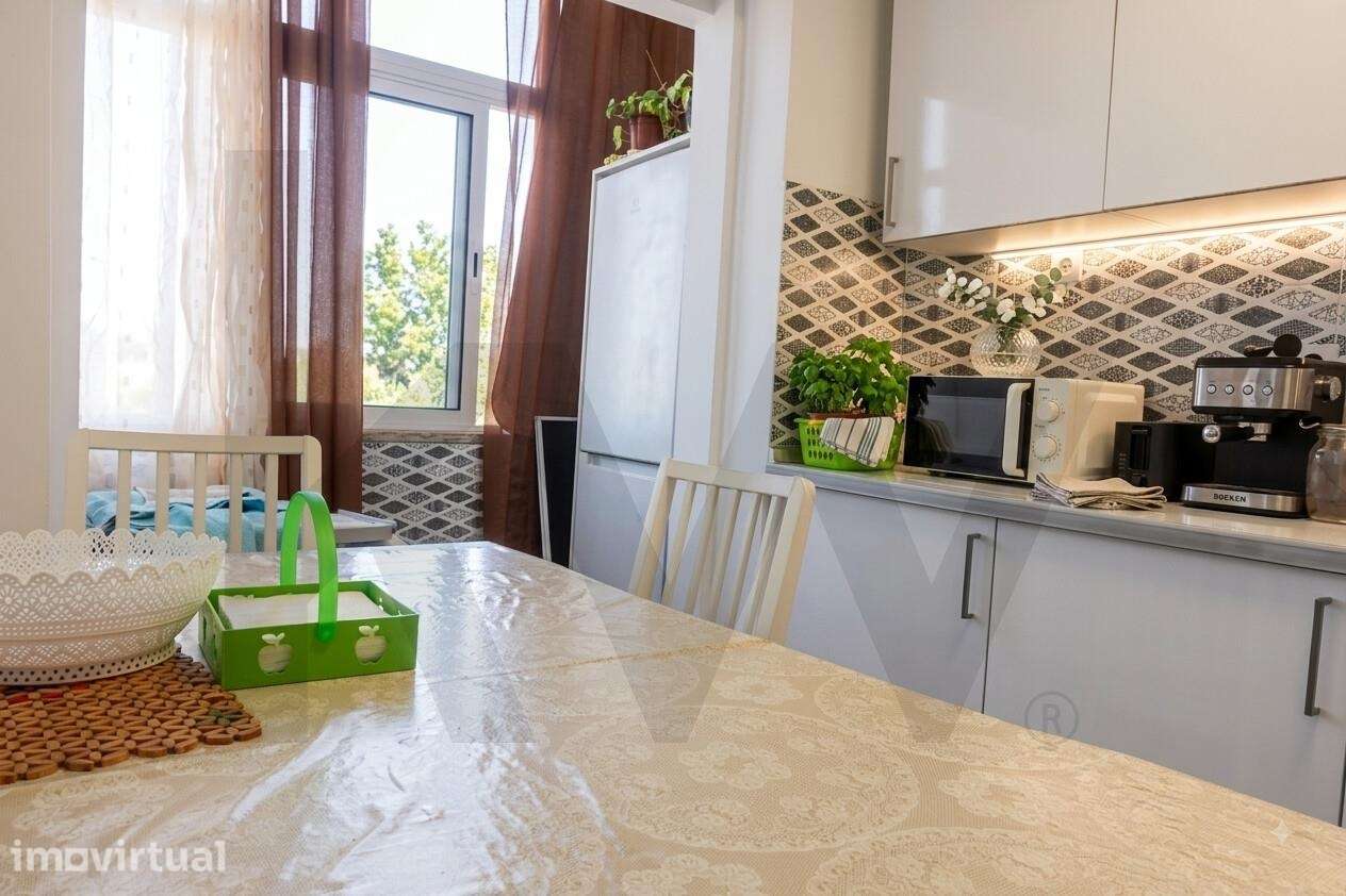 T2 em Queluz | 280.000€ com Varanda e Lavandaria - Grande imagem: 3/18